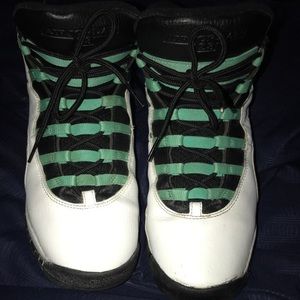 Jordan 10’s “verde” 8y